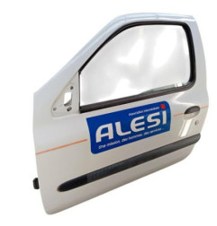 Porte avant gauche RENAULT CLIO 2 CAMPUS