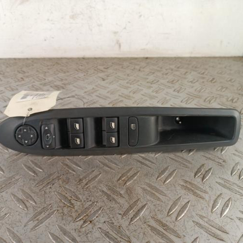 Interrupteur de leve vitre avant gauche CITROEN C4 2