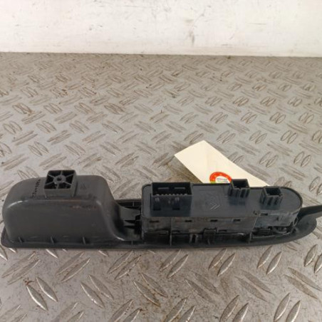 Interrupteur de leve vitre avant gauche CITROEN C4 2
