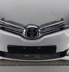 Pare choc avant TOYOTA AURIS 2 Photo n°1