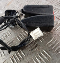 Attache ceinture arriere gauche PEUGEOT 508 1 SW Photo n°4