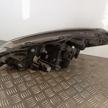 Optique avant principal droit (feux)(phare) TOYOTA YARIS 3
