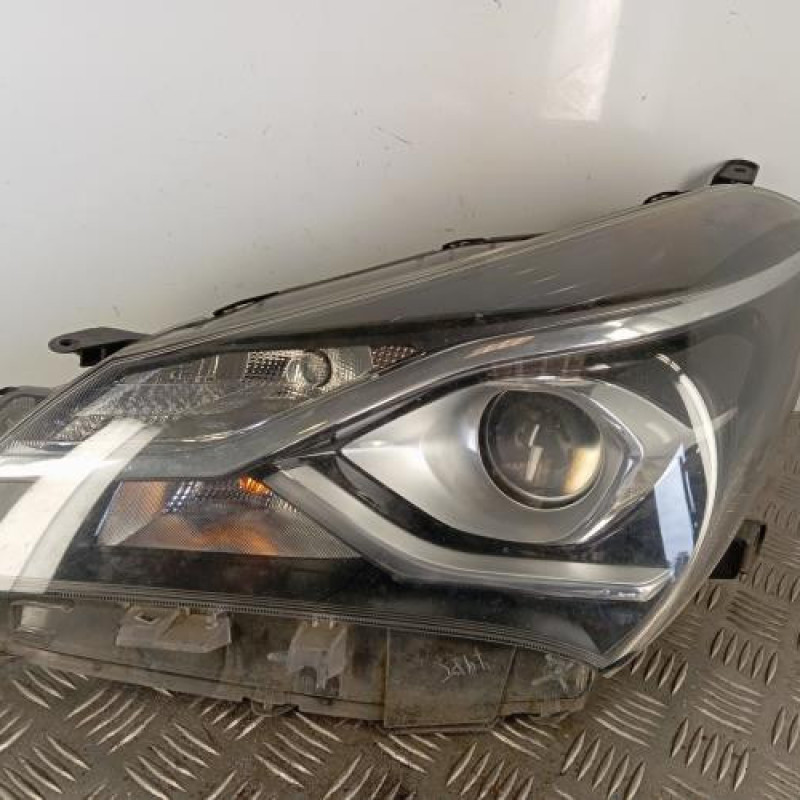Optique avant principal gauche (feux)(phare) TOYOTA YARIS 3