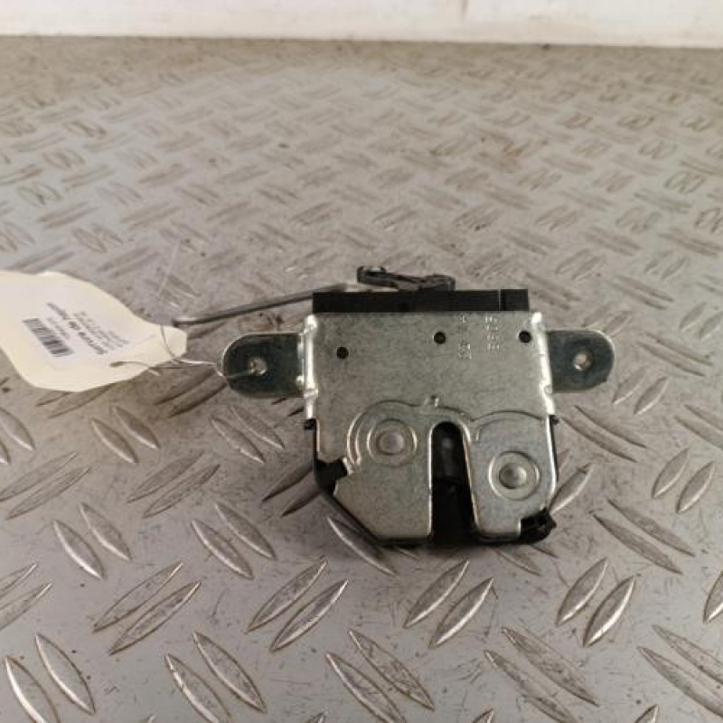 Serrure de hayon FORD KA 2 Serrure de hayon FORD KA 2