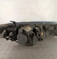 Optique avant principal gauche (feux)(phare) TOYOTA AURIS 2