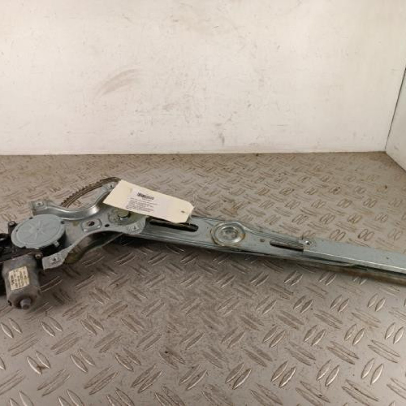 Leve vitre electrique avant gauche TOYOTA AURIS 2