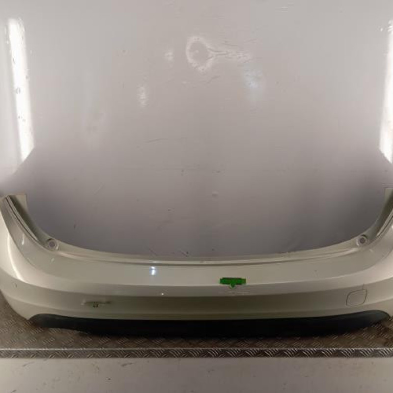 Pare choc arriere VOLVO V 60 2