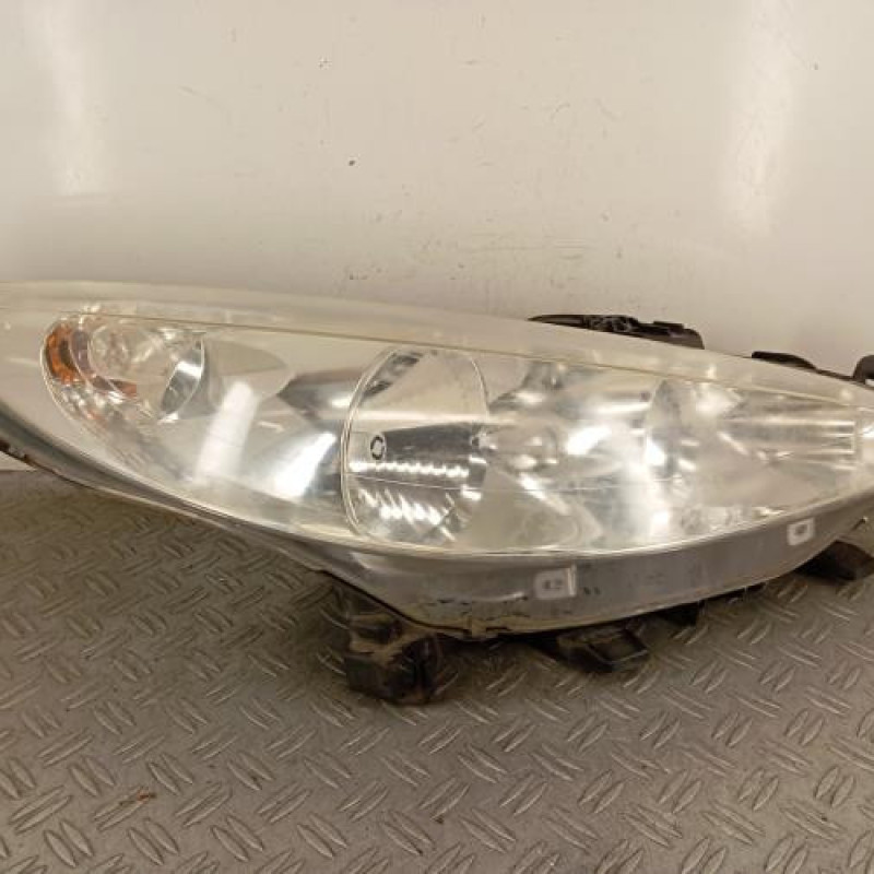 Optique avant principal droit (feux)(phare) PEUGEOT 207