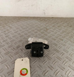 Serrure de hayon TOYOTA AURIS 2 Photo n°3