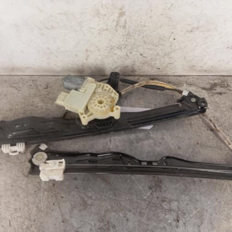 Leve vitre electrique avant gauche PEUGEOT 308 2 SW Photo n°1