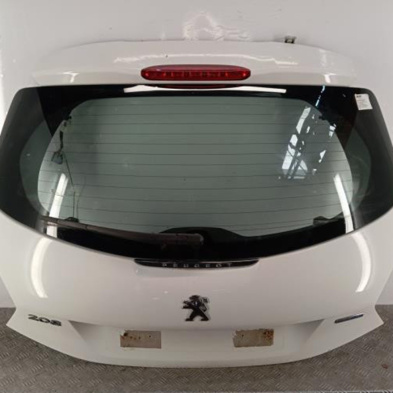Malle/Hayon arriere PEUGEOT 208 1