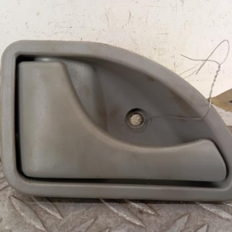 Poignee interieur avant gauche RENAULT TWINGO 1