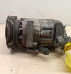 Compresseur clim RENAULT CLIO 4 Photo n°1