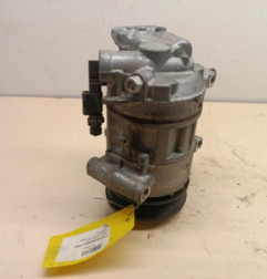 Compresseur clim OPEL CORSA F Photo n°4