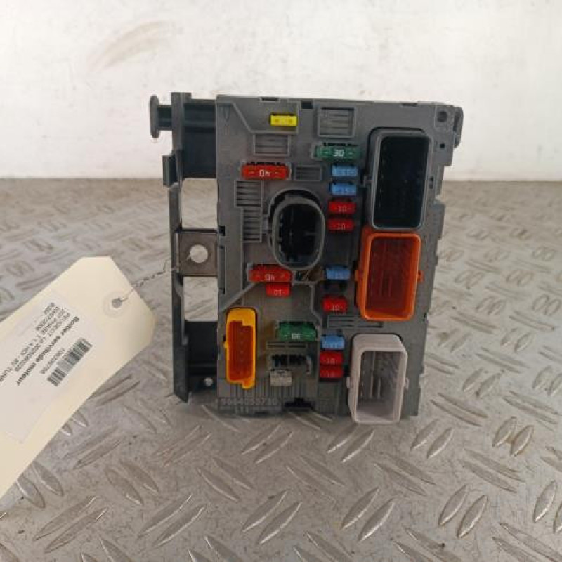 Boitier servitude moteur (BSM) PEUGEOT 207