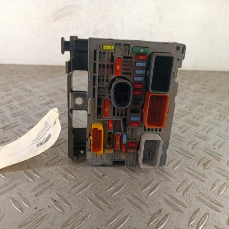 Boitier servitude moteur (BSM) CITROEN C4 PICASSO 1
