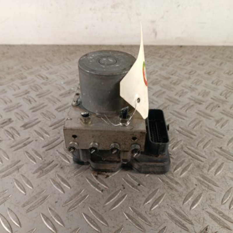 Bloc ABS (freins anti-blocage) TOYOTA AURIS 2 Bloc ABS (freins anti-blocage) TOYOTA AURIS 2