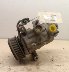 Compresseur clim FORD FIESTA 7 Photo n°1