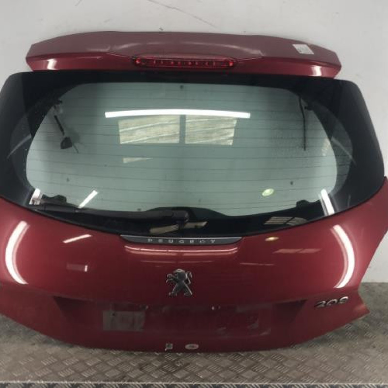 Malle/Hayon arriere PEUGEOT 208 1