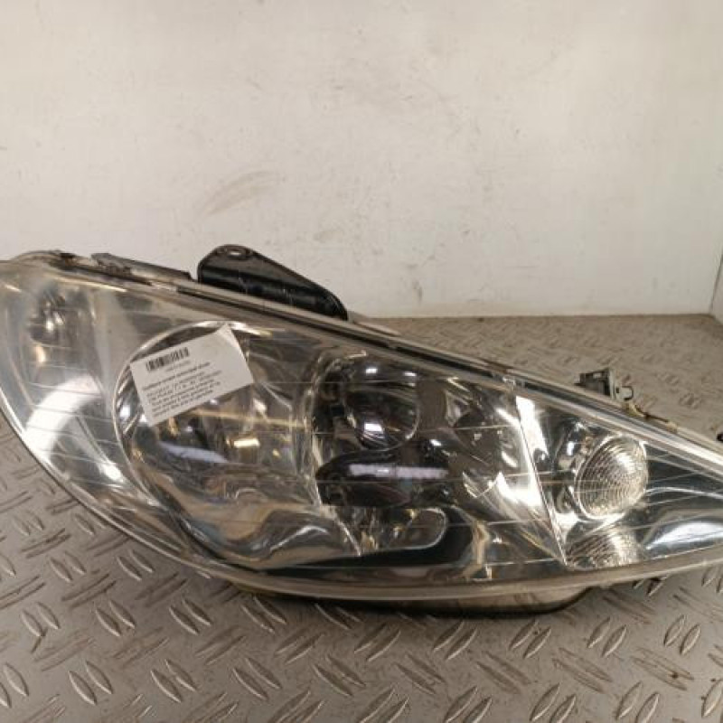 Optique avant principal droit (feux)(phare) PEUGEOT 206