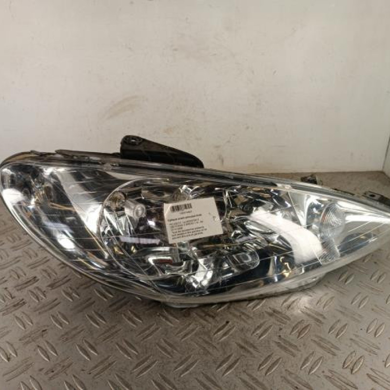 Optique avant principal droit (feux)(phare) PEUGEOT 206