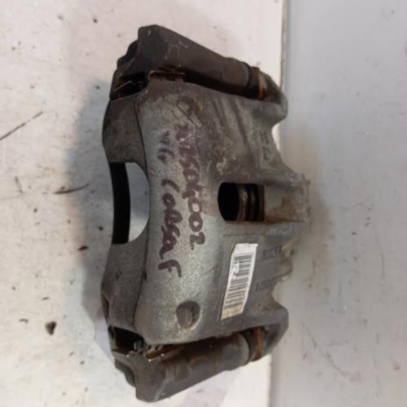 Etrier avant gauche (freinage) OPEL CORSA F