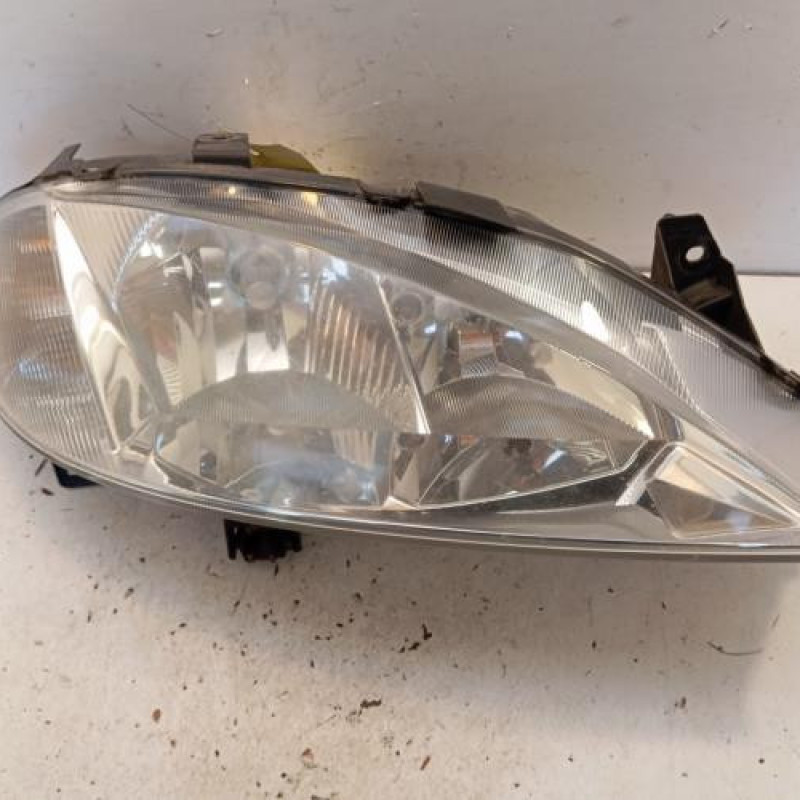 Optique avant principal droit (feux)(phare) RENAULT MEGANE 1