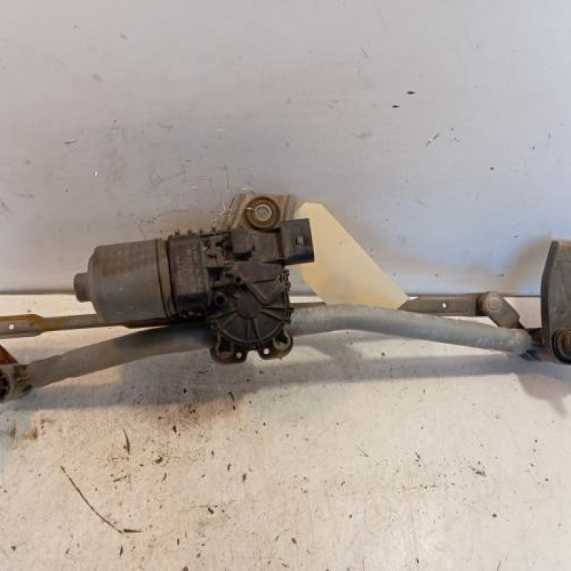 Moteur essuie glace avant OPEL ASTRA H Moteur essuie glace avant OPEL ASTRA H