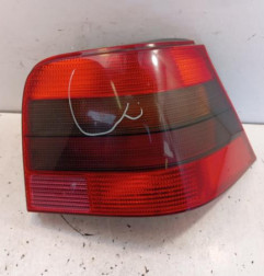 Feu arriere principal droit (feux) VOLKSWAGEN GOLF 4 Photo n°1