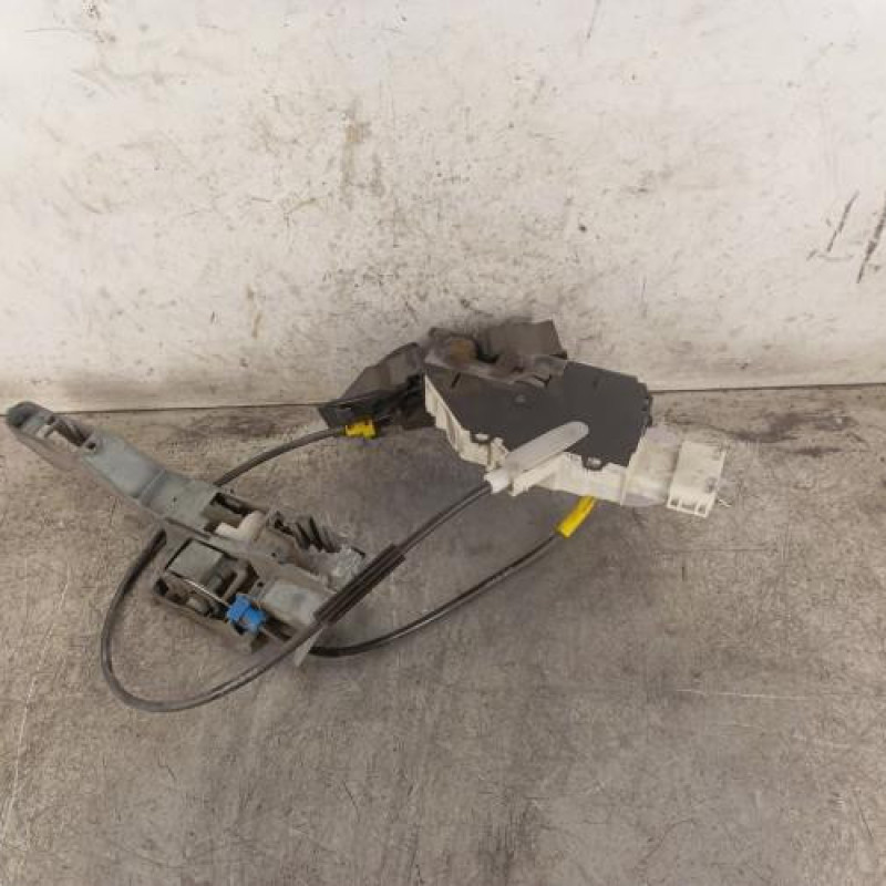 Serrure avant droit PEUGEOT EXPERT 2 Serrure avant droit PEUGEOT EXPERT 2
