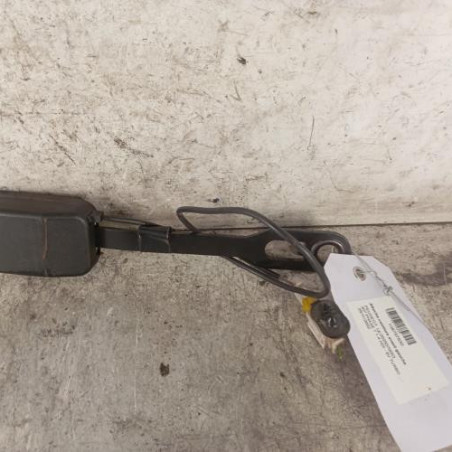 Attache ceinture avant gauche PEUGEOT 307