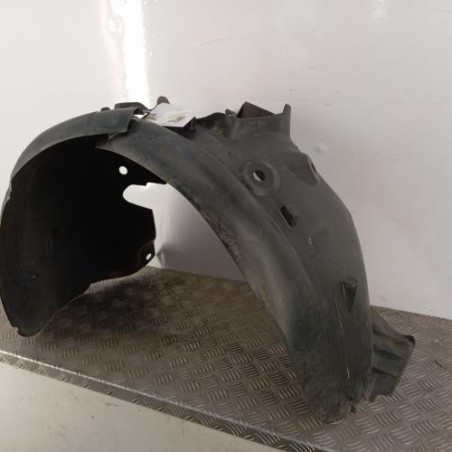 Pare boue avant gauche RENAULT CLIO 3