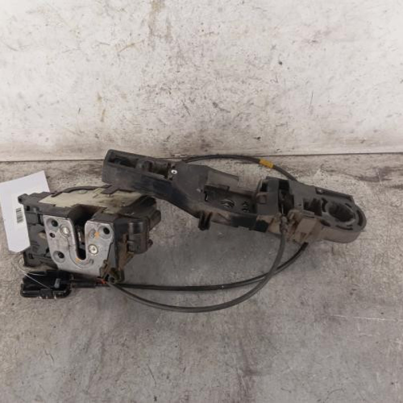 Serrure avant droit RENAULT KANGOO 2 Serrure avant droit RENAULT KANGOO 2