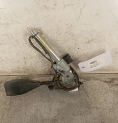 Attache ceinture avant gauche RENAULT KANGOO 2 Photo n°1