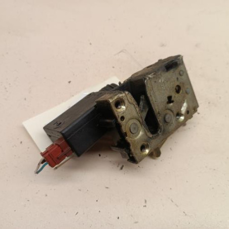 Serrure arriere droit PEUGEOT 106