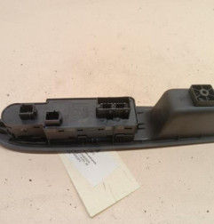 Interrupteur de leve vitre avant gauche CITROEN C4 2