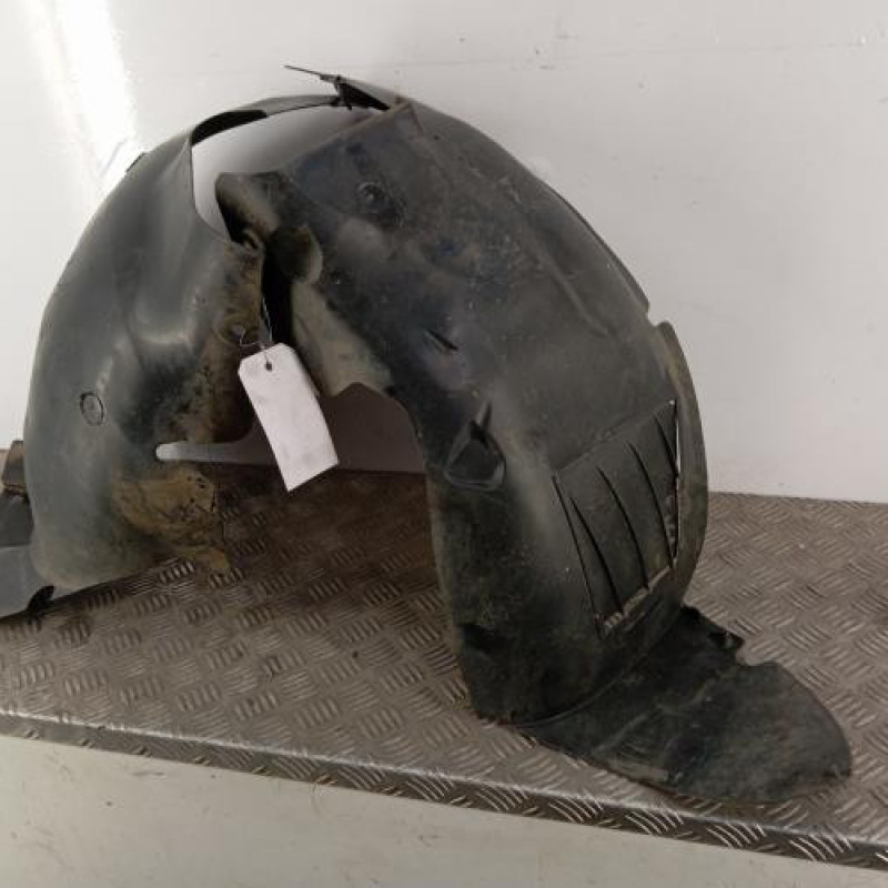 Pare boue avant gauche PEUGEOT 206