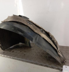 Pare boue avant gauche PEUGEOT 2008 2