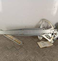 Leve vitre electrique avant droit TOYOTA YARIS 3 Photo n°1