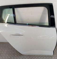 Porte arriere droit RENAULT MEGANE 4 Photo n°1