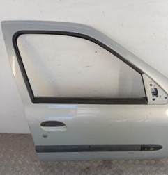 Porte avant droit RENAULT CLIO 2 Photo n°1