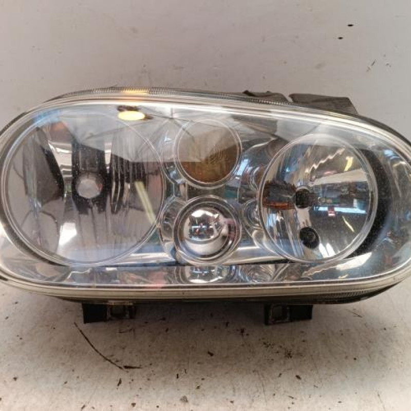 Optique avant principal droit (feux)(phare) VOLKSWAGEN GOLF 4