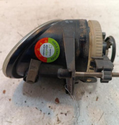Anti brouillard gauche (feux) VOLKSWAGEN PASSAT 5