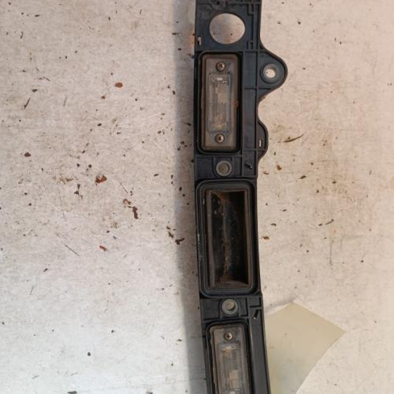 Poignee hayon VOLKSWAGEN PASSAT 5 Poignee hayon VOLKSWAGEN PASSAT 5