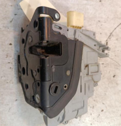Serrure arriere droit VOLKSWAGEN PASSAT 5 Photo n°3