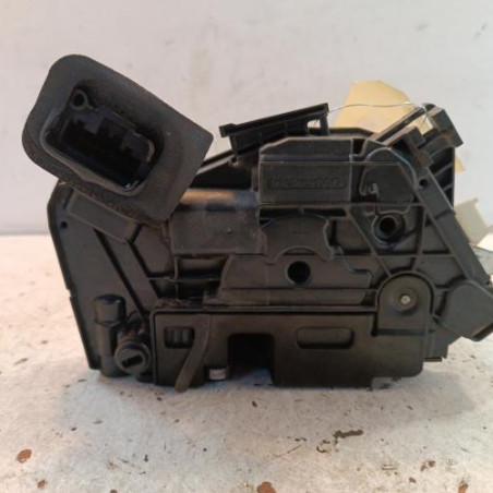 Serrure arriere gauche VOLKSWAGEN POLO 5