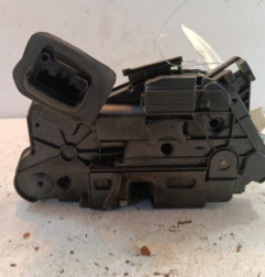 Serrure avant gauche VOLKSWAGEN POLO 5