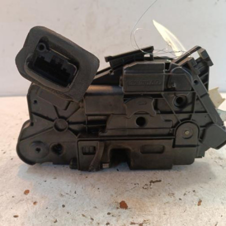 Serrure avant gauche VOLKSWAGEN POLO 5