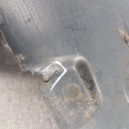 Pare boue avant droit RENAULT MASTER 3