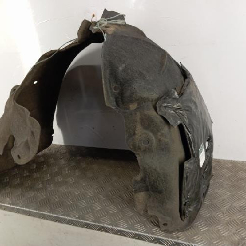 Pare boue avant gauche RENAULT SCENIC 3